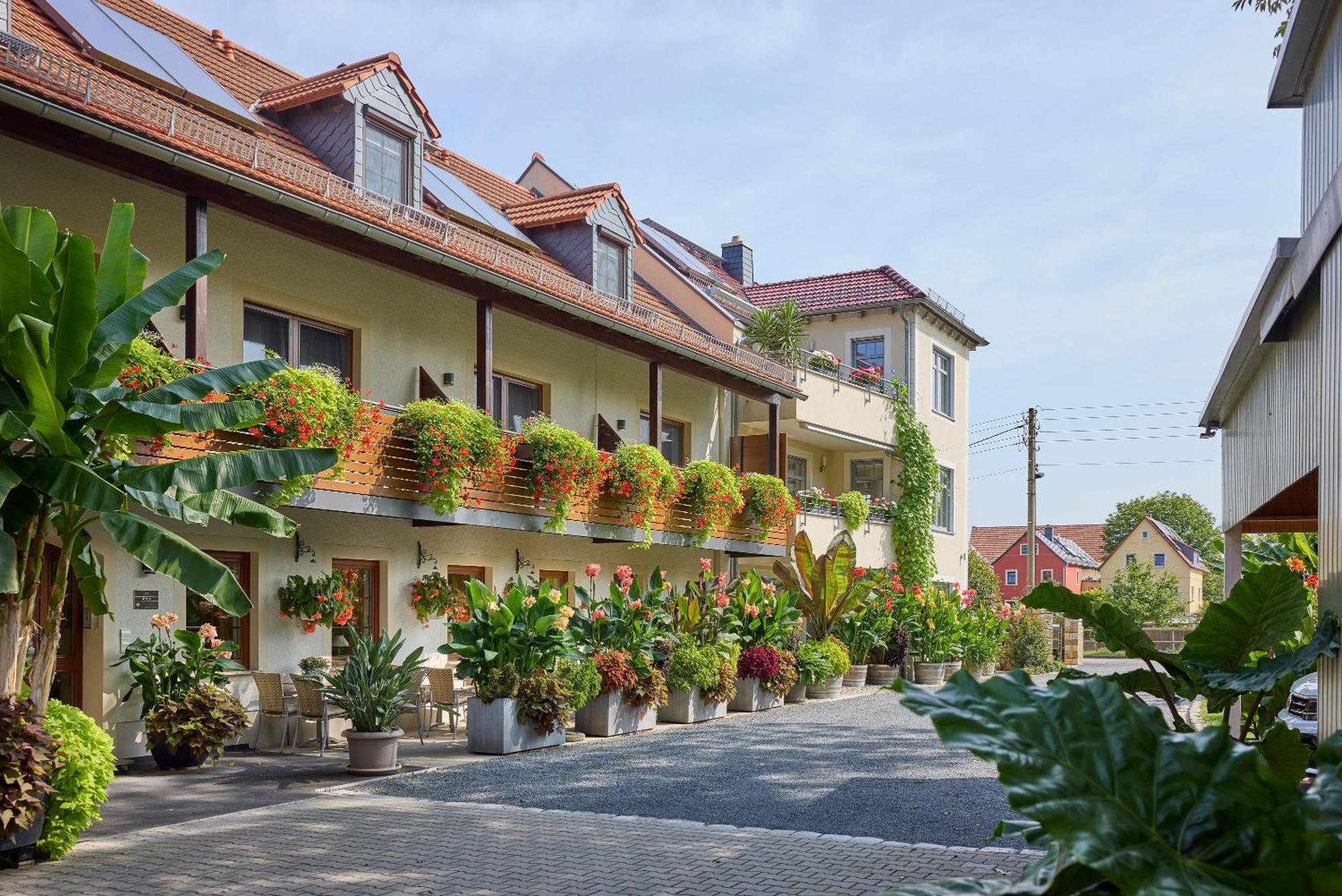 Hotel Garni Sonnenhof Reichenberg  Exterior foto